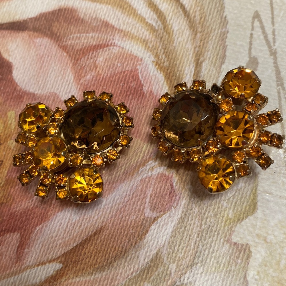 Rhinestone Large (1 1/2” x 1/2”) Gold & Brown Rhinestone prong set clip earrings